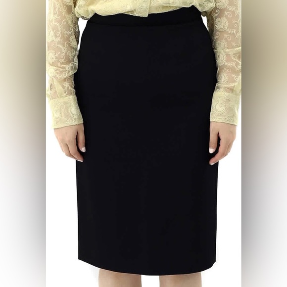 Burberry London England 100% MIDI Wool Skirt - Picture 2 of 14